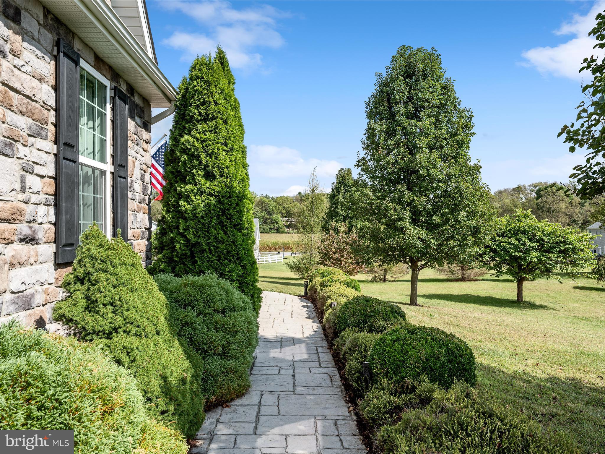 80 Varick Trail Hedgesville, WV 25427 - Photo 66 of 80 Walkway