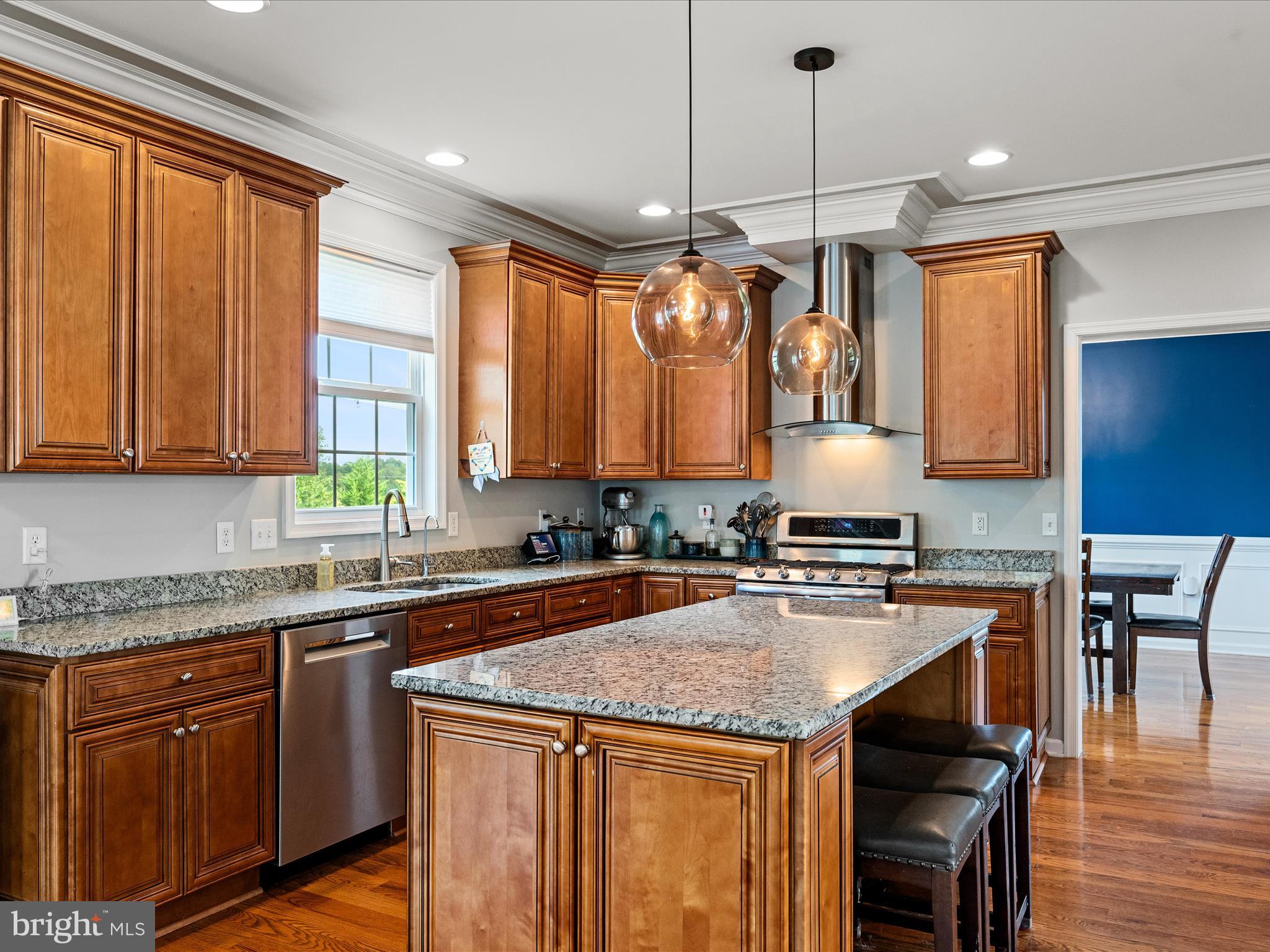 80 Varick Trail Hedgesville, WV 25427 - Photo 7 of 80 Granite Counters & Island Breakfast Bar Seating