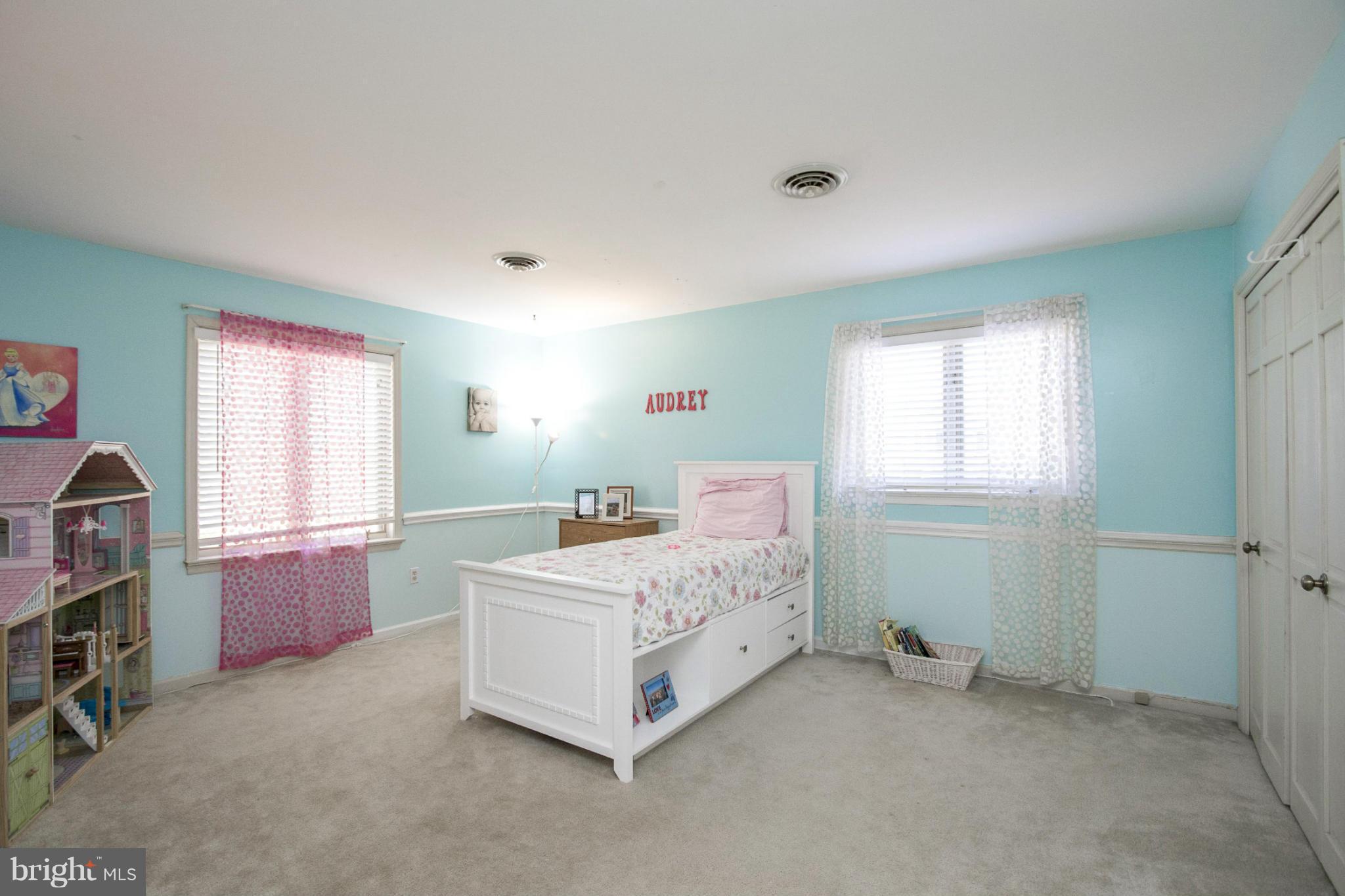 18422 Cabin Road Triangle, VA 22172 - Photo 22 of 30 Bedroom