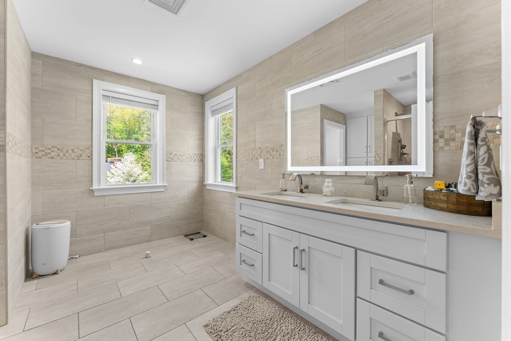 22 Jacobs Road Southbridge, MA 01550 - Photo 25 of 42