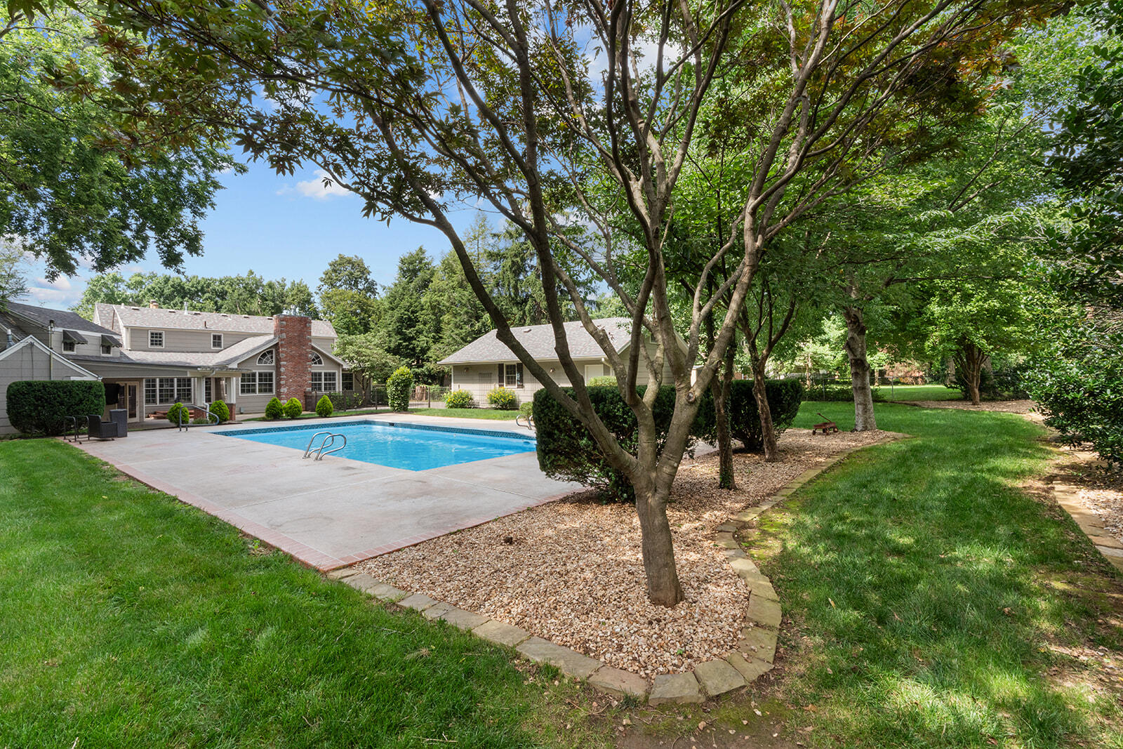 1645 East Meadowmere Street Springfield, MO 65804 - Photo 11 of 72 DSC02909