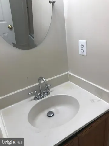 $2,995 | 12204 Apple Orchard Court, Fairfax, VA 22033