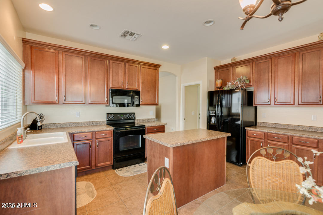 11614 West Jackson Street Avondale, AZ 85323 - Photo 7 of 19 original (6)