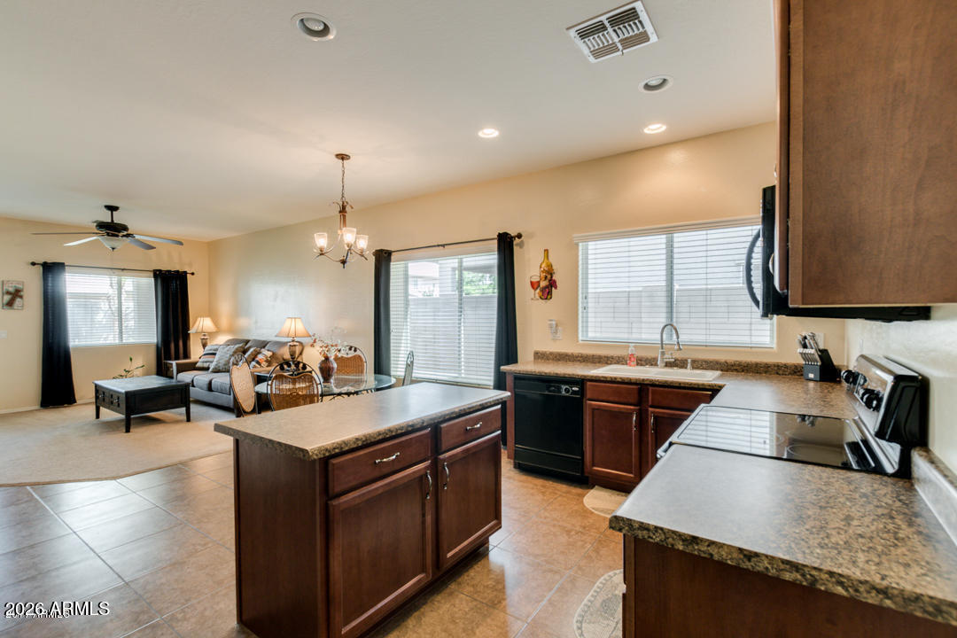 11614 West Jackson Street Avondale, AZ 85323 - Photo 8 of 19 original (7)