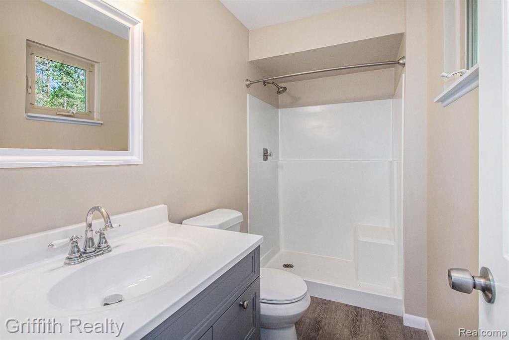 5207 King Road Howell, MI 48843 - Photo 10 of 25