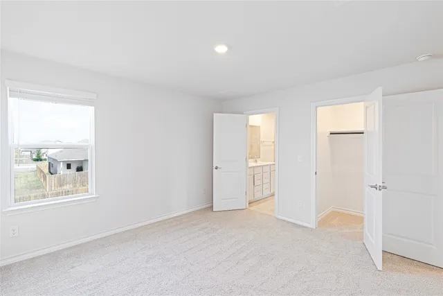 $2,050 | 316 Breccia Trail, Liberty Hill, TX 78642