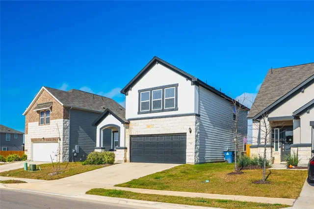 $2,050 | 316 Breccia Trail, Liberty Hill, TX 78642