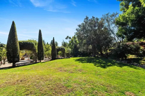 $4,950,000 | 301 Cantle Lane, Encinitas, CA 92024