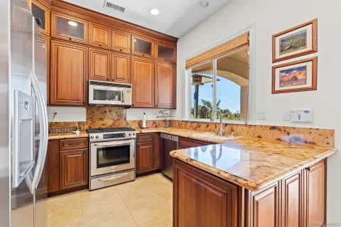 $4,950,000 | 301 Cantle Lane, Encinitas, CA 92024