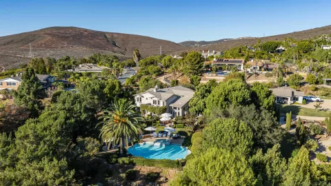 $4,950,000 | 301 Cantle Lane, Encinitas, CA 92024