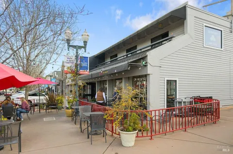 $950,000 | 13 Idro Way, Novato, CA 94945