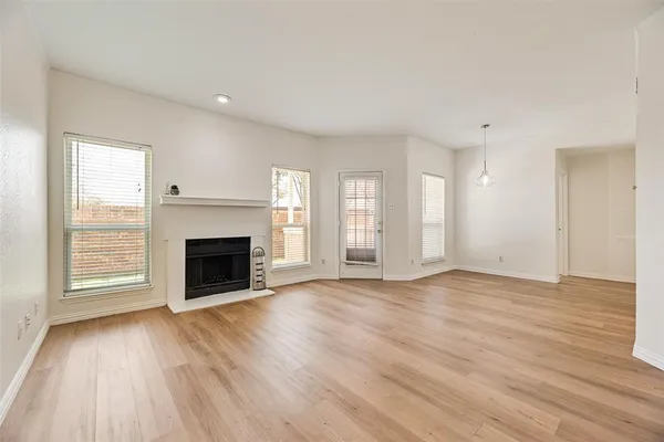 $1,700 | 1700 Amelia Court, Unit 312, Plano, TX 75075