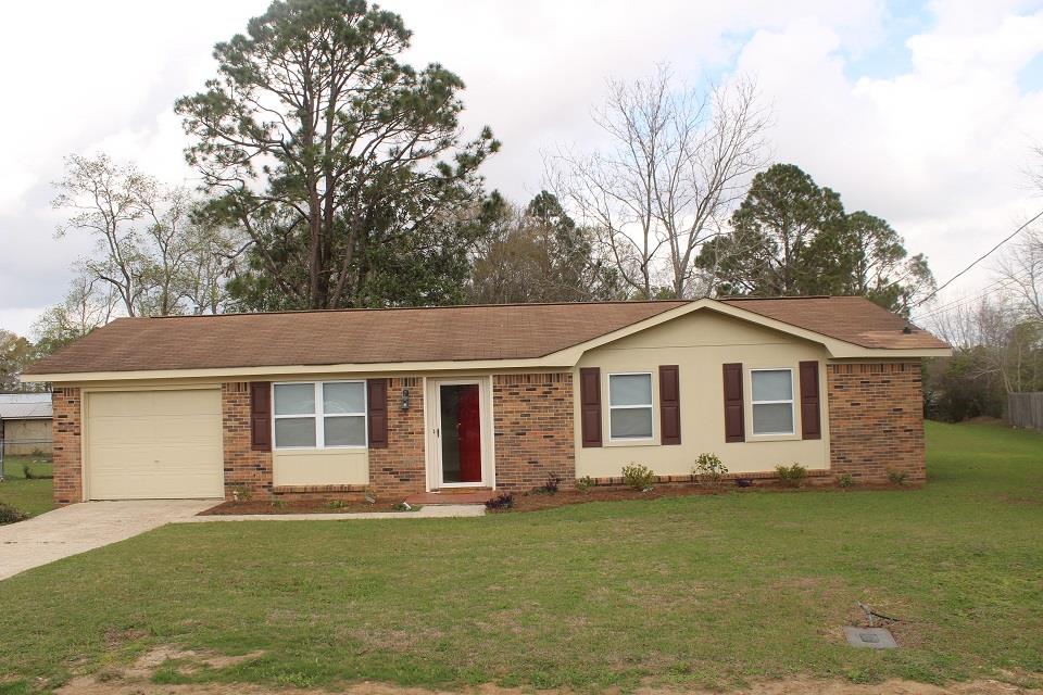 102 Greenridge Road Dothan, AL 36305 - Photo 1 of 9 Main View