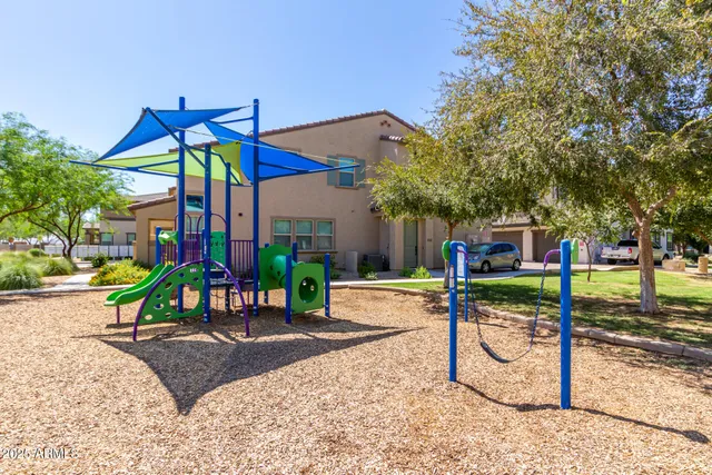 $1,800 | 14870 West Encanto Boulevard, Unit 1022, Goodyear, AZ 85395