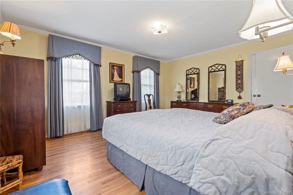 1038 Meadowbrook Road Chester, SC 29706 - Photo 14 of 46 Gallery Image 14