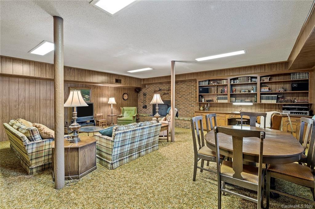 1038 Meadowbrook Road Chester, SC 29706 - Photo 25 of 46 Gallery Image 25