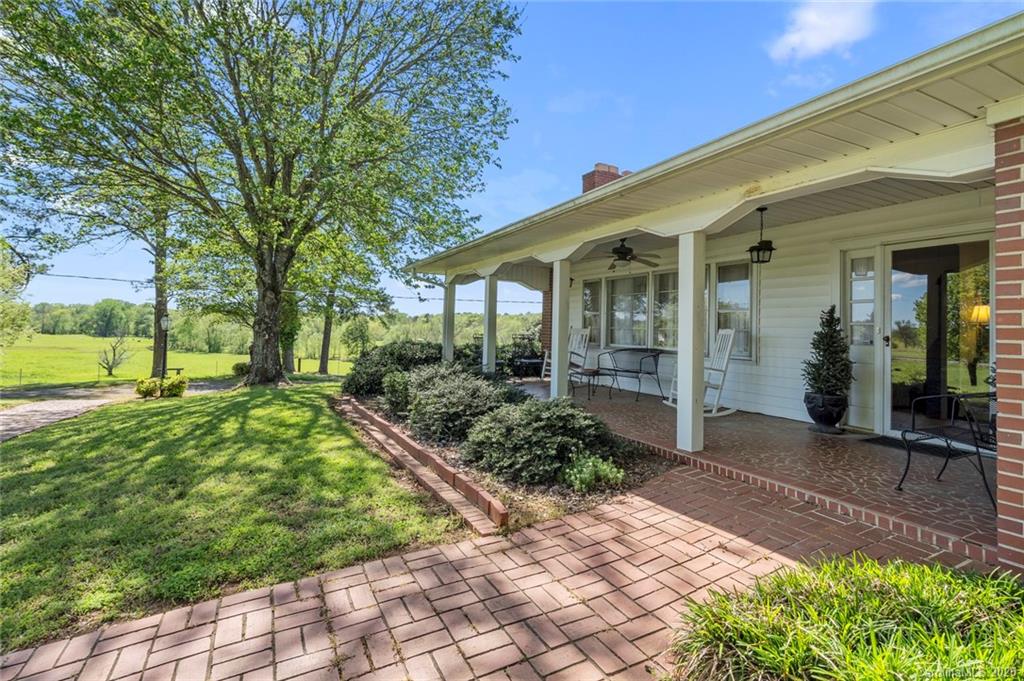 1038 Meadowbrook Road Chester, SC 29706 - Photo 34 of 46 Gallery Image 34