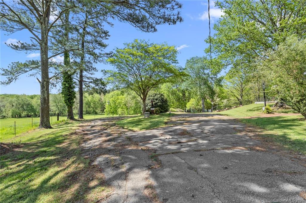 1038 Meadowbrook Road Chester, SC 29706 - Photo 37 of 46 Gallery Image 37