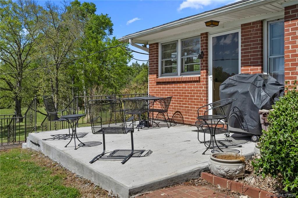 1038 Meadowbrook Road Chester, SC 29706 - Photo 40 of 46 Gallery Image 40