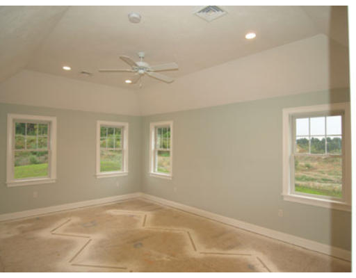 168 River Road West Berlin, MA 01503 - Photo 10 of 13 Gallery Image 10