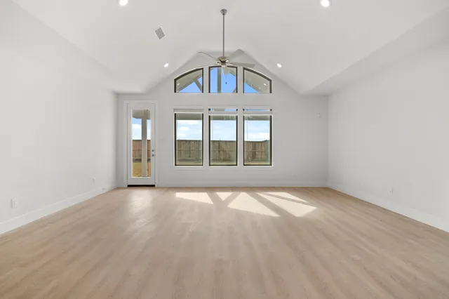 $484,000 | 644 Cross Timbers Trace, Hempstead, TX 77445