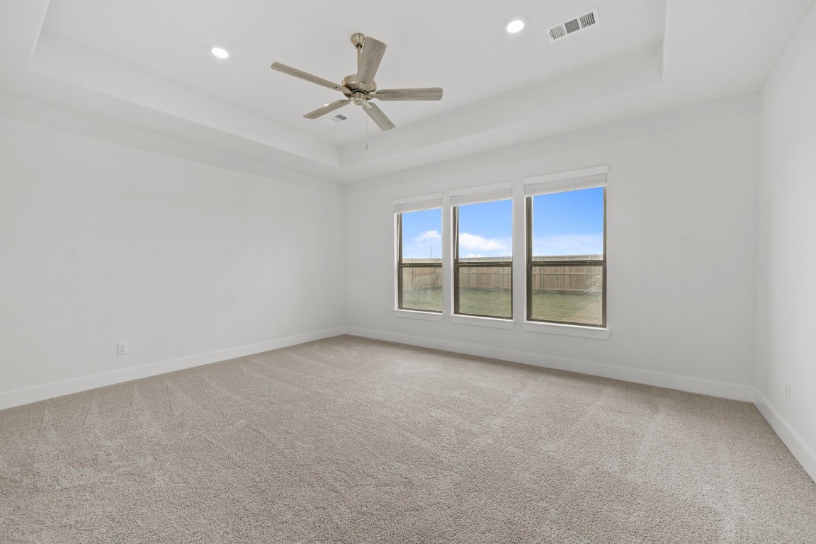 644 Cross Timbers Trace Waller, TX 77484 - Photo 15 of 33