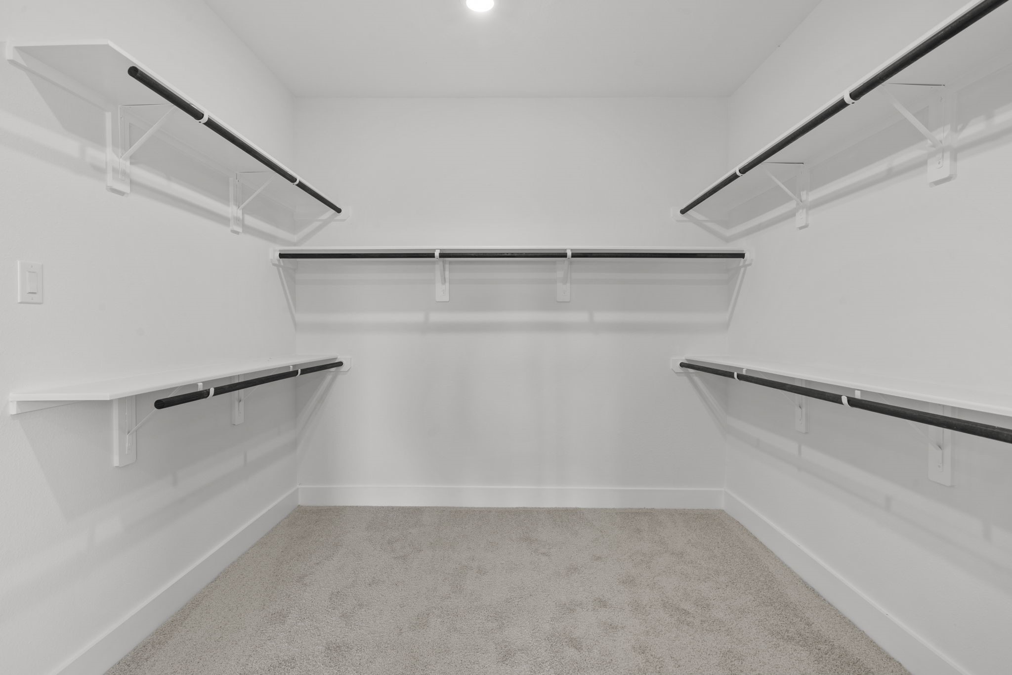 644 Cross Timbers Trace Waller, TX 77484 - Photo 19 of 33 a view of an empty walk in closet