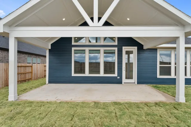 $484,000 | 644 Cross Timbers Trace, Hempstead, TX 77445