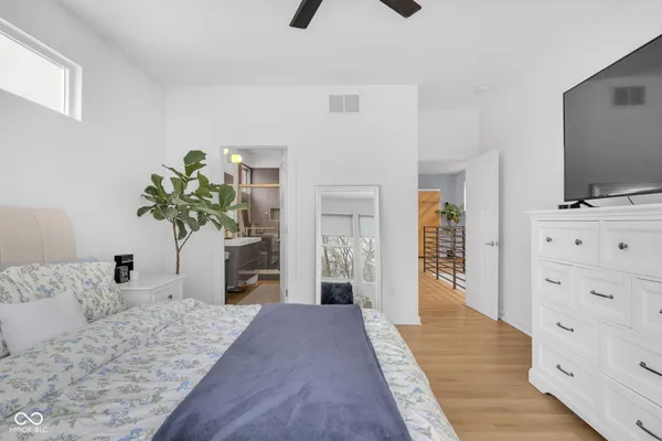 $405,000 | 2122 Woodlawn Avenue, Indianapolis, IN 46203