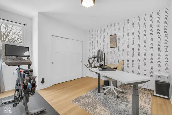 $405,000 | 2122 Woodlawn Avenue, Indianapolis, IN 46203