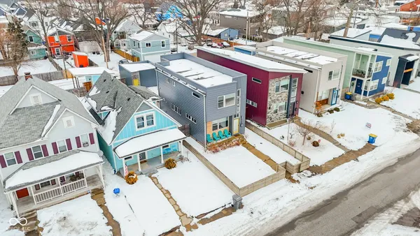 $405,000 | 2122 Woodlawn Avenue, Indianapolis, IN 46203