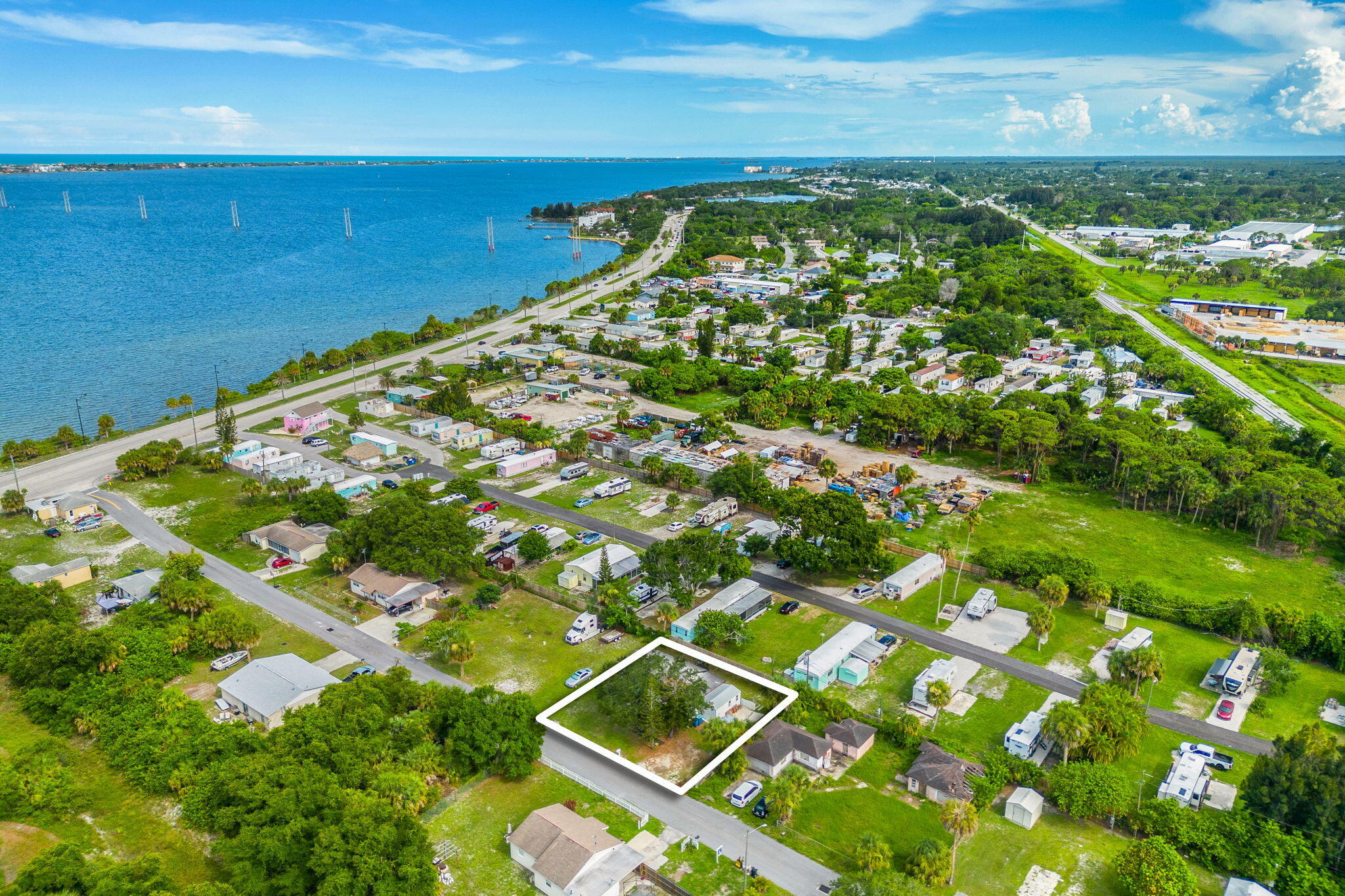 2768 Myers Dr Northeast  