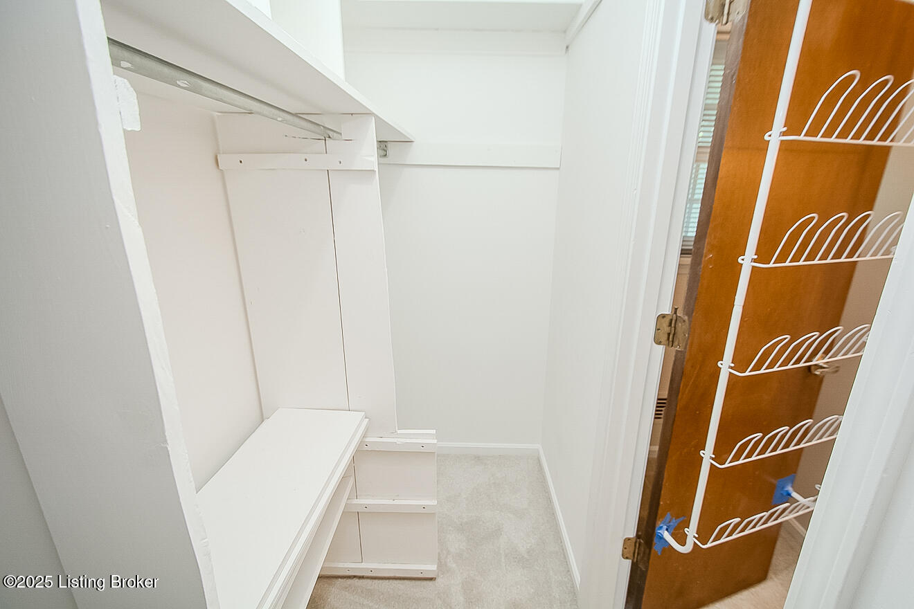 7608 Tempsclair Road Louisville, KY 40220 - Photo 25 of 49 Walk-In Closet