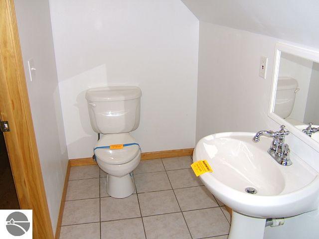 13282 Homestead Road Beulah, MI 49617 - Photo 17 of 25 1722285-16.JPG
