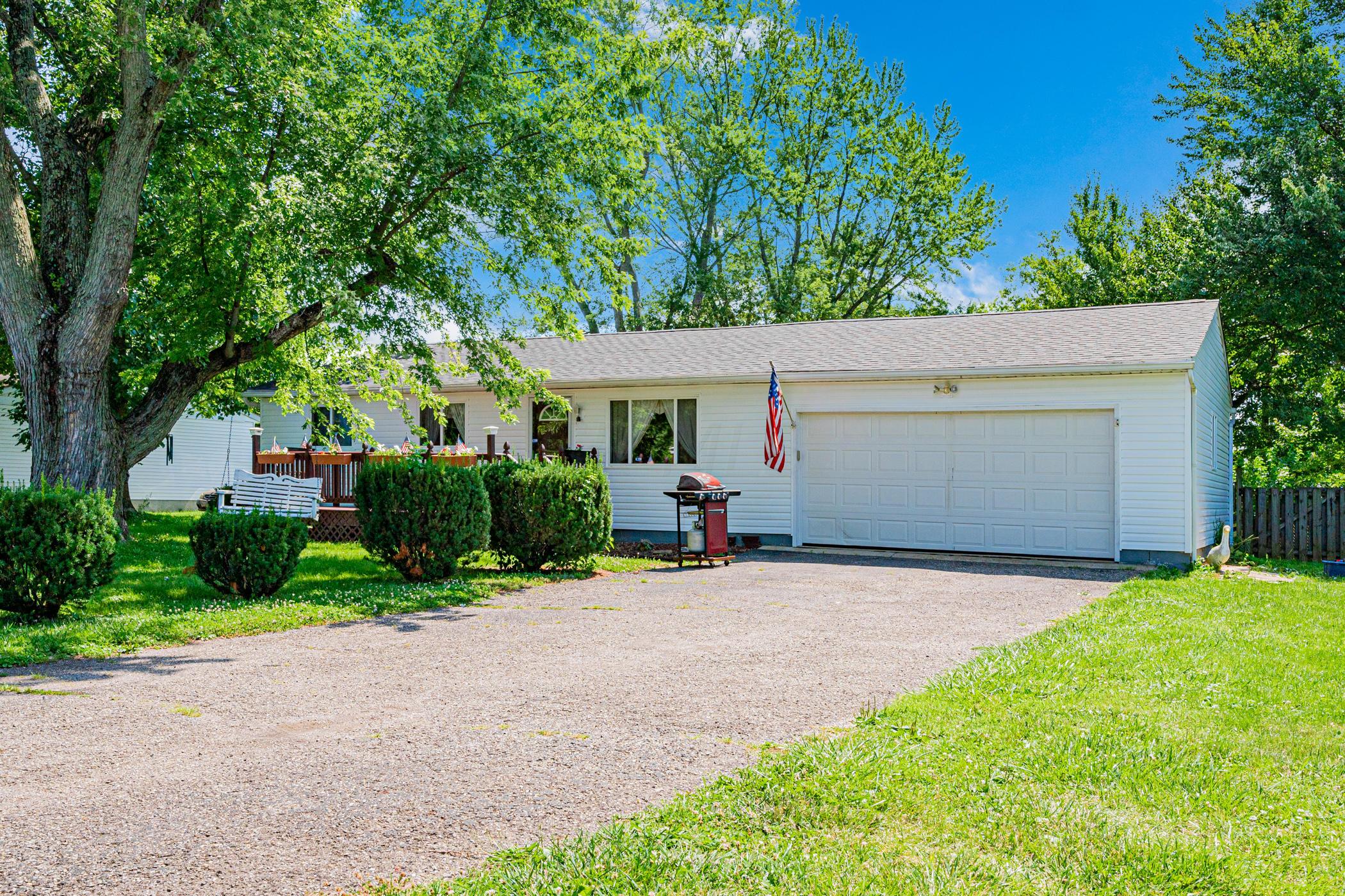 3474 Noe Bixby Road Columbus, OH 43232 - Photo 1 of 31 Gallery Image 1
