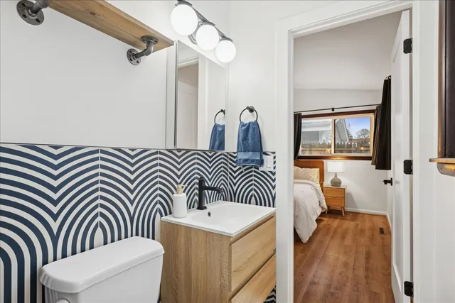 $545,000 | 908 Holmes Avenue, Deerfield, IL 60015