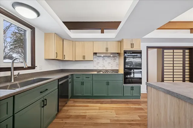 $545,000 | 908 Holmes Avenue, Deerfield, IL 60015