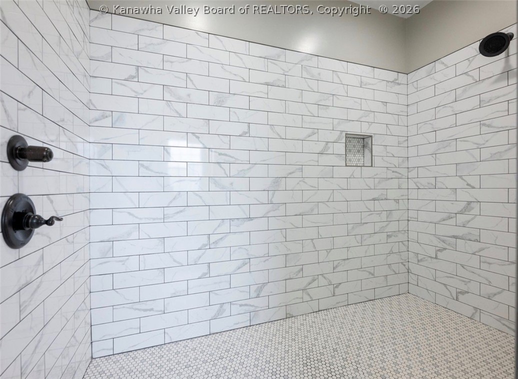 2885 Emma Road Kenna, WV 25248 - Photo 16 of 39 Gallery Image 16