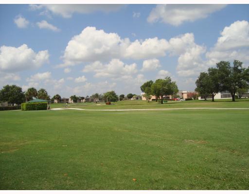 731 Flanders P Delray Beach, FL 33484 - Photo 5 of 7 Additional Photo