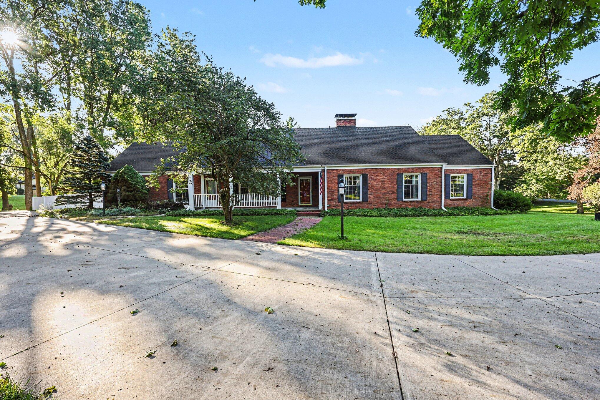 1337 Badgley Road Jackson, MI 49203 - Photo 2 of 43 002_file_1184