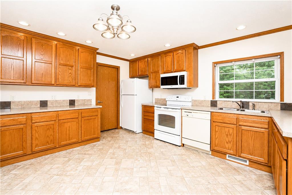 1301 Shenango Road Darlington, PA 16115 - Photo 9 of 30 Gallery Image 9