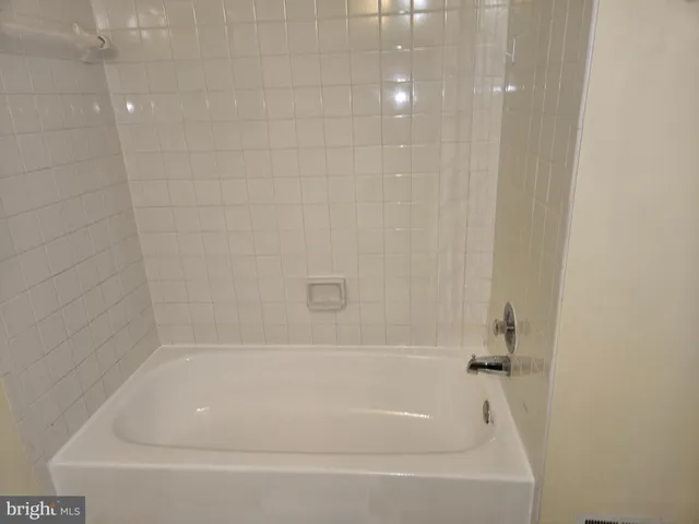 $2,500 | 19376 Hottinger Circle, Germantown, MD 20874