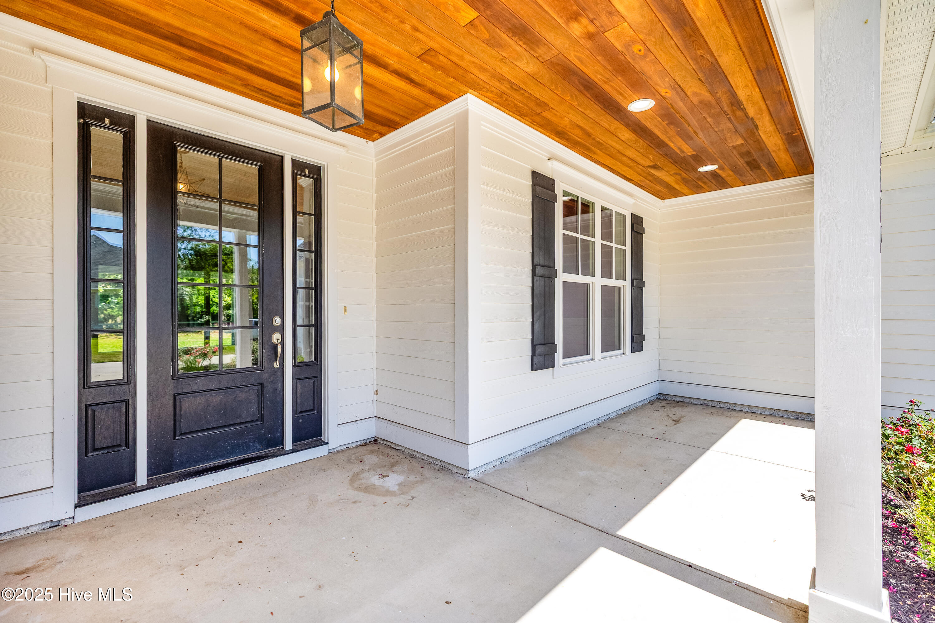 2504 Middle Sound Loop Road Wilmington, NC 28411 - Photo 4 of 47 1Q3A7372 (2)-Edit