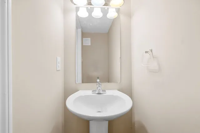 $995 | 480 Martha Lane, Unit B, Clarksville, TN 37043