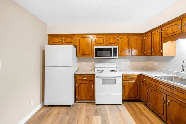 $995 | 480 Martha Lane, Unit B, Clarksville, TN 37043