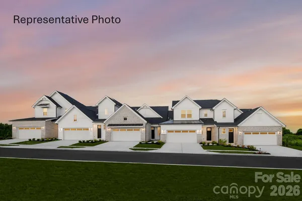 $474,900 | 1433 Twin Leaf Road, Fort Mill, SC 29715