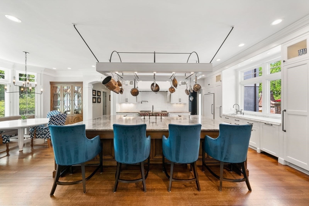 11 Greylock Road Wellesley, MA 02481 - Photo 17 of 42