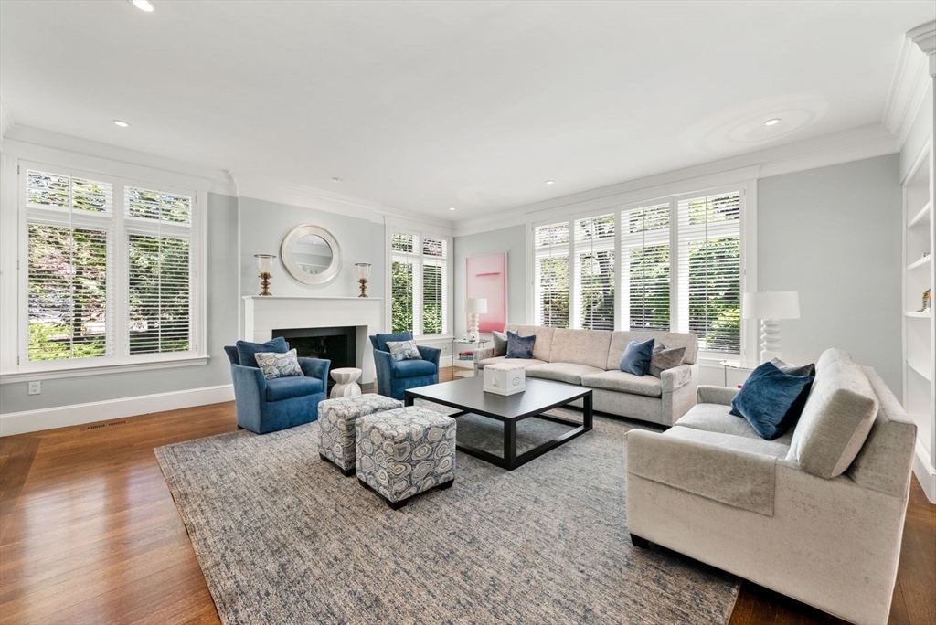 11 Greylock Road Wellesley, MA 02481 - Photo 18 of 42