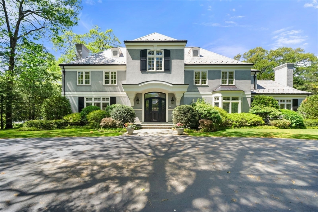 11 Greylock Road Wellesley, MA 02481 - Photo 2 of 42