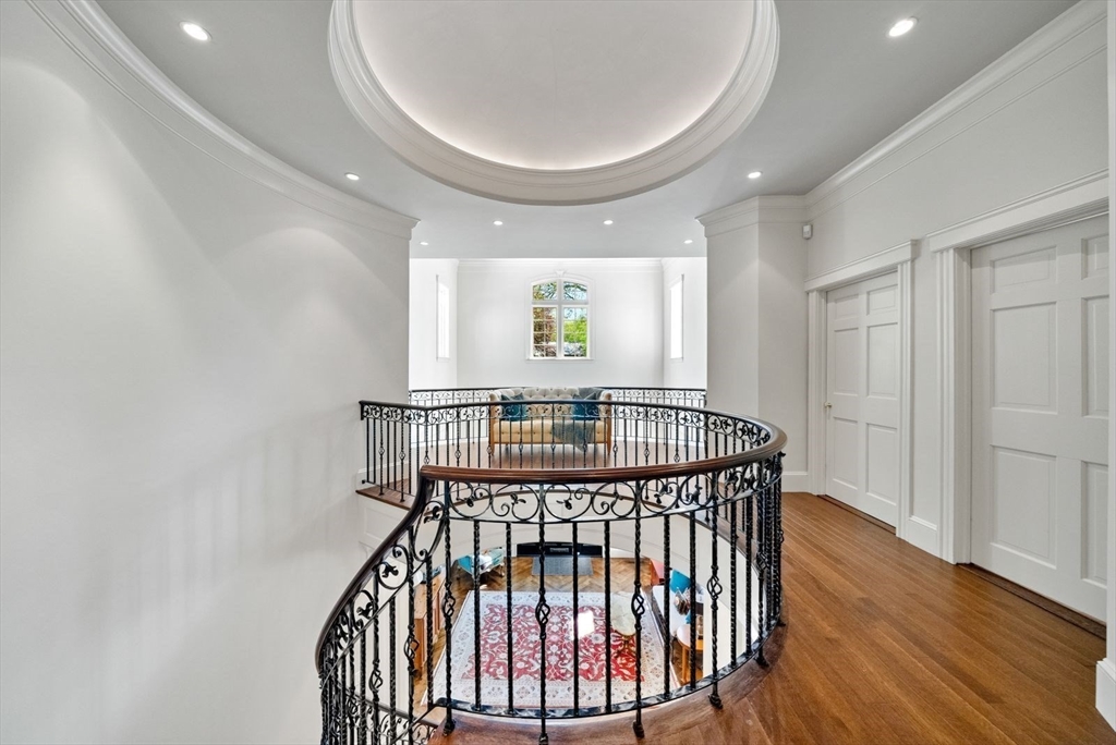 11 Greylock Road Wellesley, MA 02481 - Photo 23 of 42